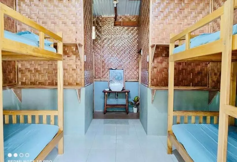 هاستل Sabas Beach And Campsite