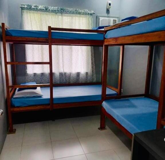 هاستل Sabas Beach And Campsite