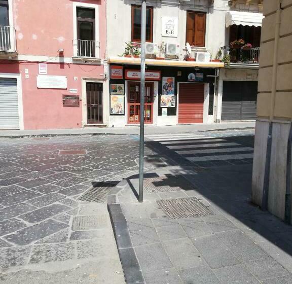 تختخواب و صبحانه B. & B. Trip Al Duomo