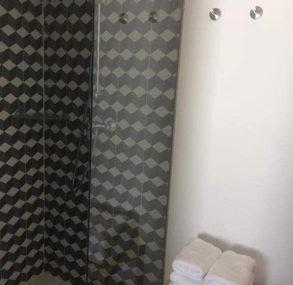 تختخواب و صبحانه Casa Apollo Guesthouse