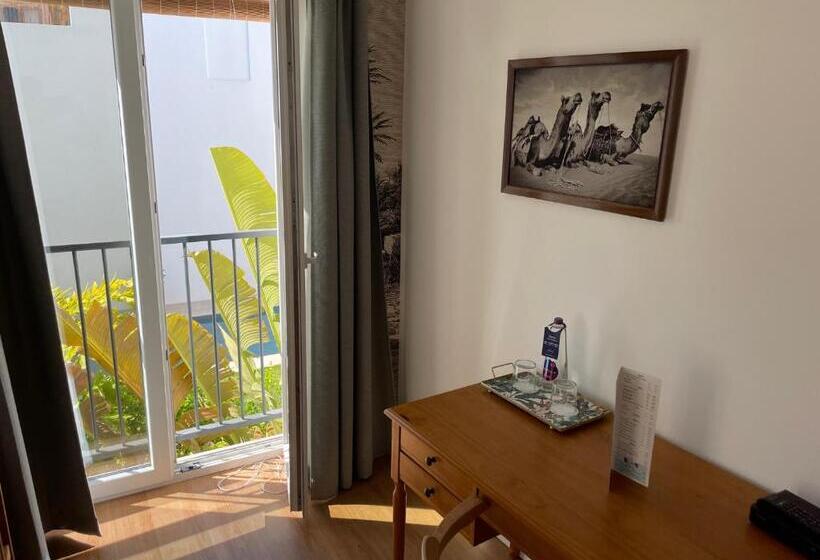 تختخواب و صبحانه Casa Apollo Guesthouse