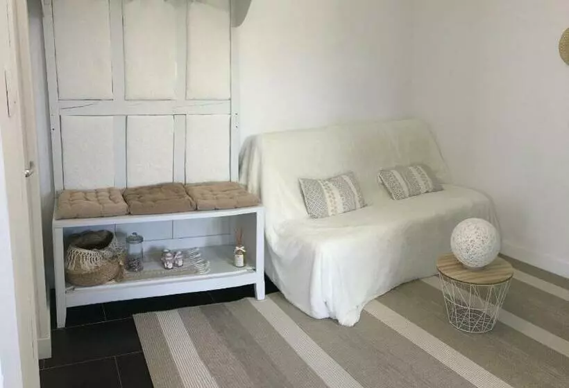 تختخواب و صبحانه Chambre Kercaves