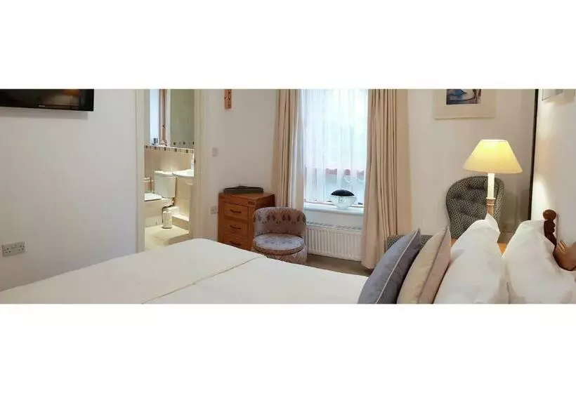 Bed and Breakfast Chy Bre