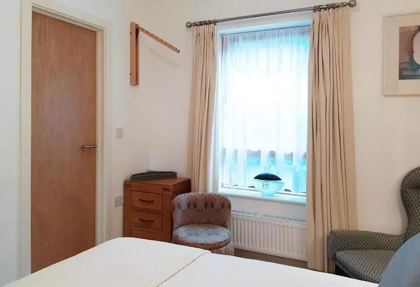 Bed and Breakfast Chy Bre
