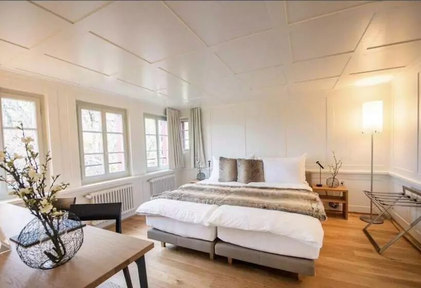 هتل Restaurant Falkenburg