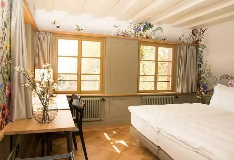 هتل Restaurant Falkenburg