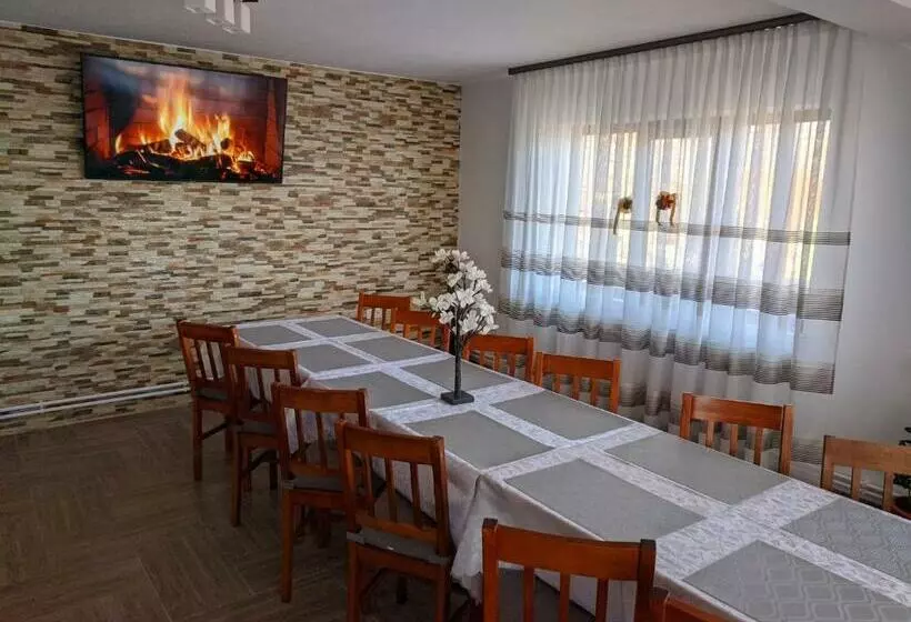 ペンション Angela