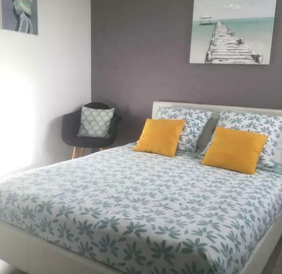پانسیون Chambre Les Hortensias