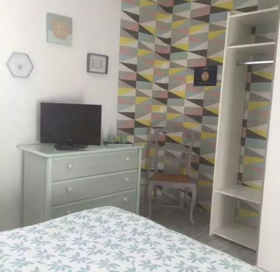 پانسیون Chambre Les Hortensias