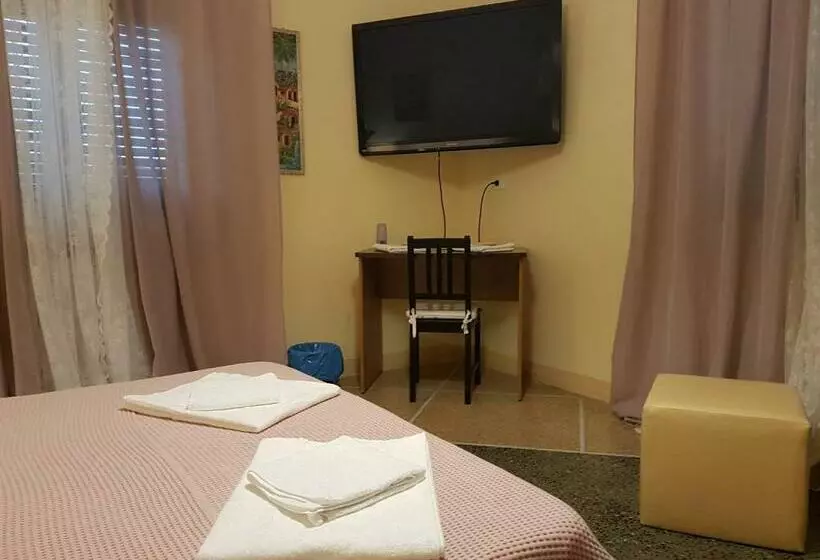 پانسیون Miranda Pisa