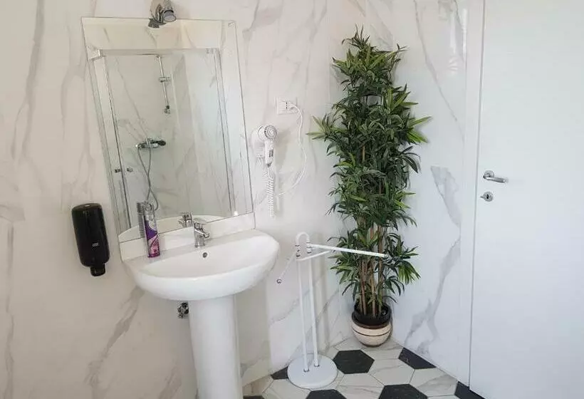 پانسیون Miranda Pisa