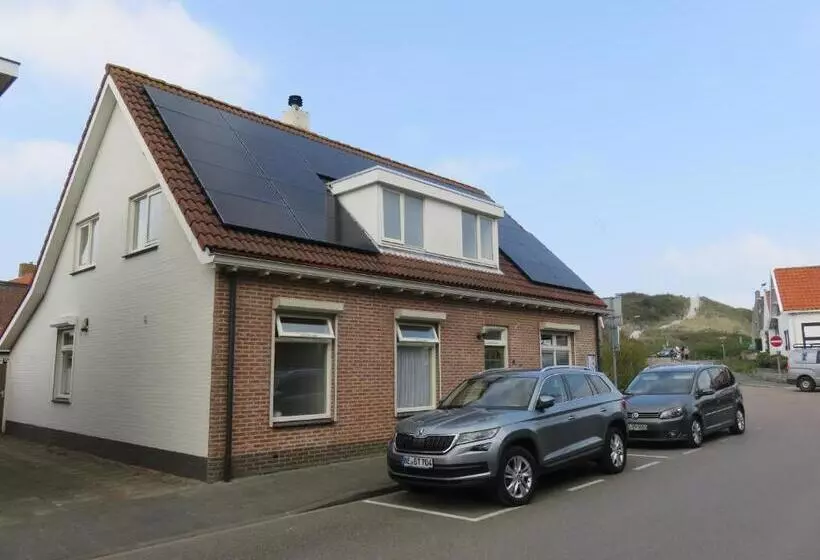 تختخواب و صبحانه Hiltop