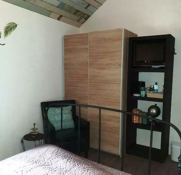 Chambre D Hôtes B&b Le Petit Bonheur