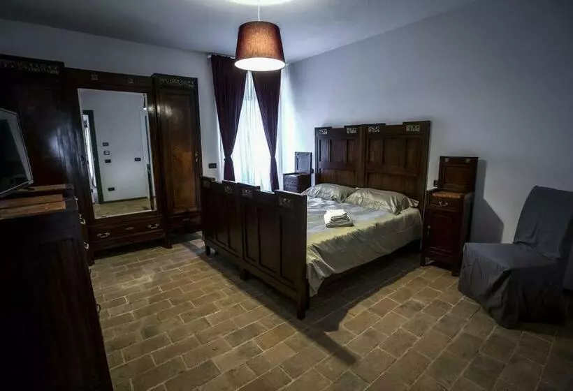 تختخواب و صبحانه Massignano 116