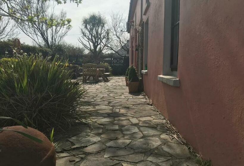 צימר Heir Island House