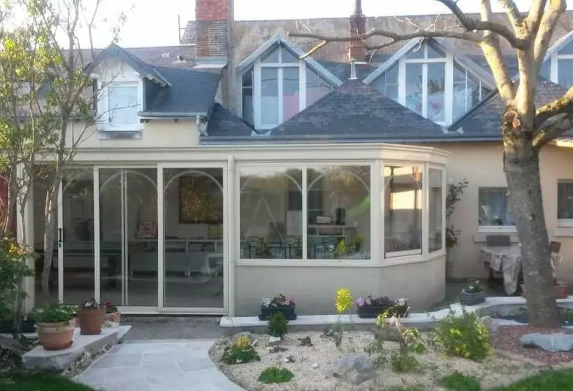 Aamiaismajoitus (B&B) Suite Familiale 2 Chambre