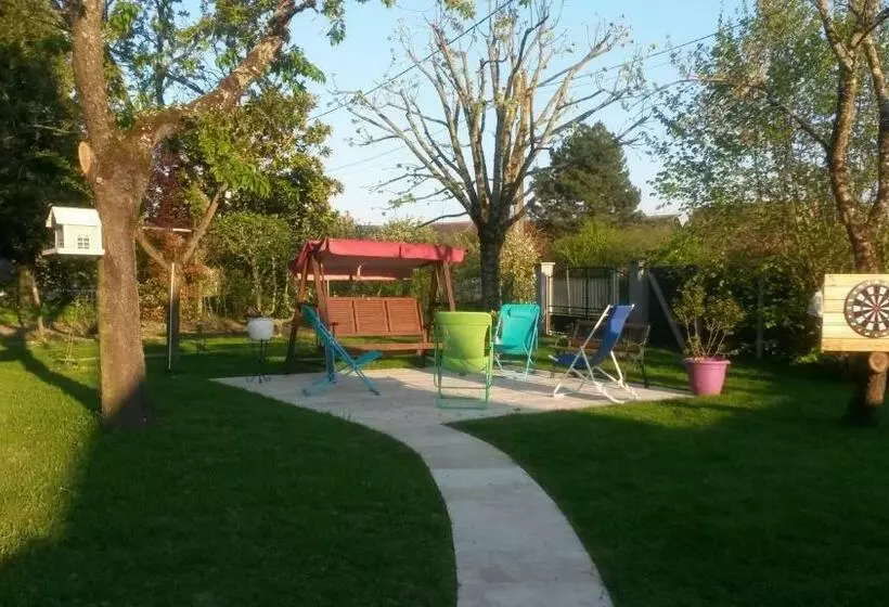 Aamiaismajoitus (B&B) Suite Familiale 2 Chambre