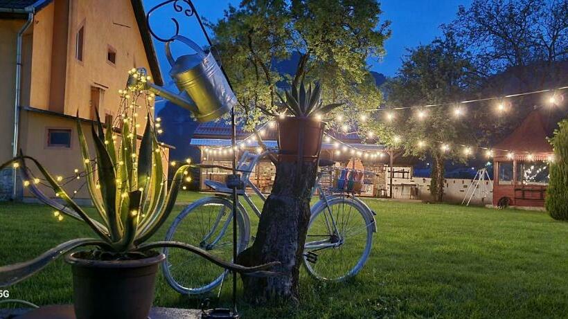 Hotel Pensiunea Miraj