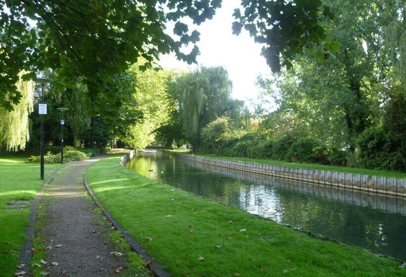 Kingsway Bed & Breakfast