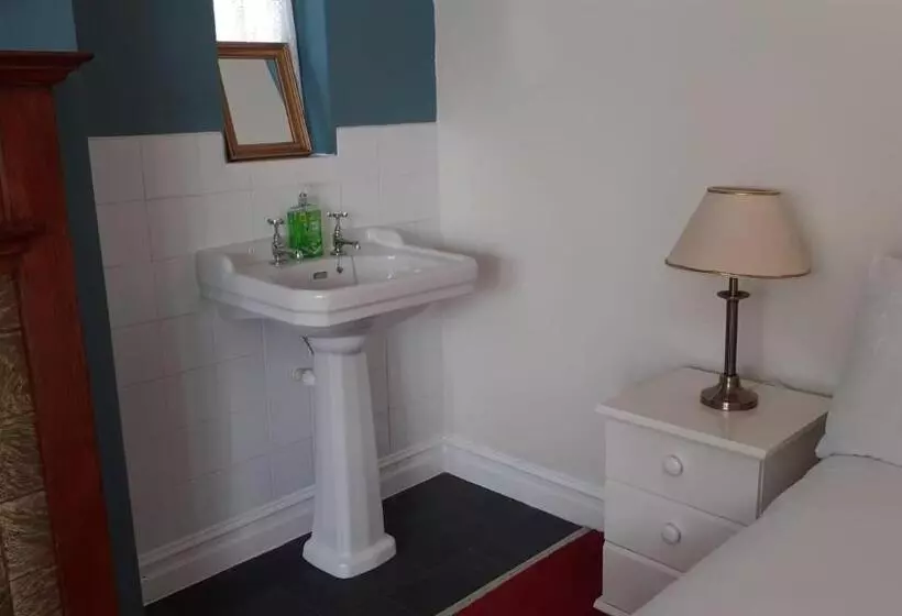 Kingsway Bed & Breakfast