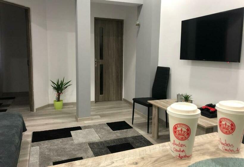 بنسيون Andres Central Apartments House