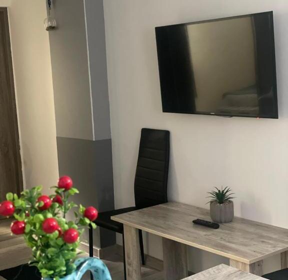 بنسيون Andres Central Apartments House