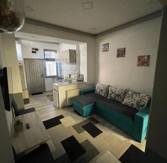 بنسيون Andres Central Apartments House