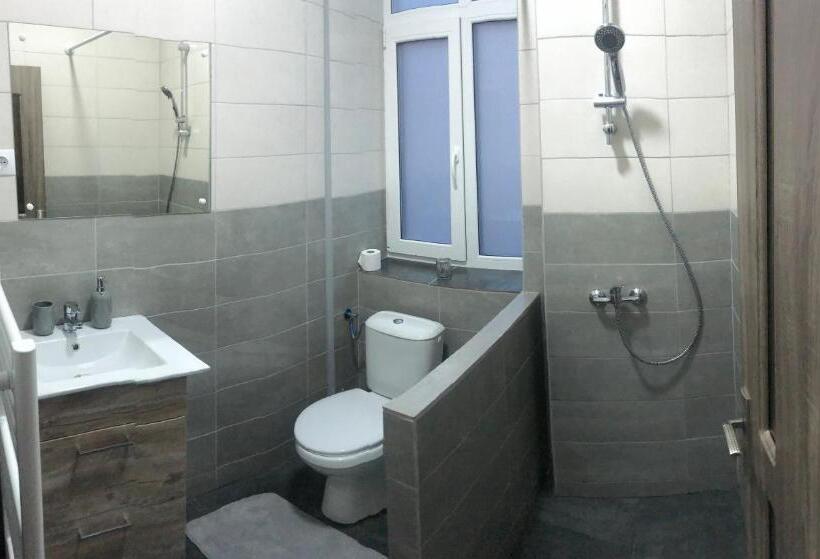 بنسيون Andres Central Apartments House