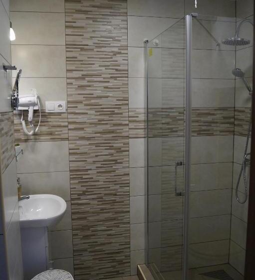 پانسیون Gizella Vendégház