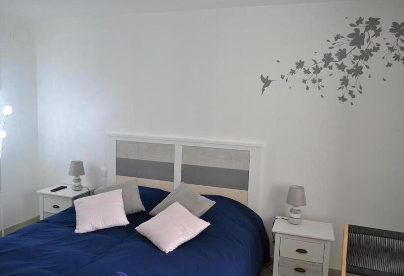 Пансион L Instant Bleu