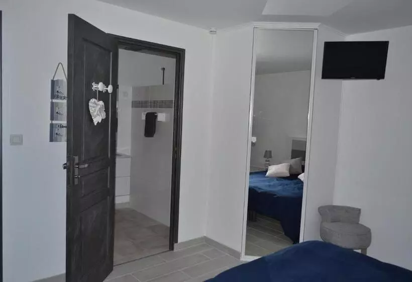 Pensión L Instant Bleu