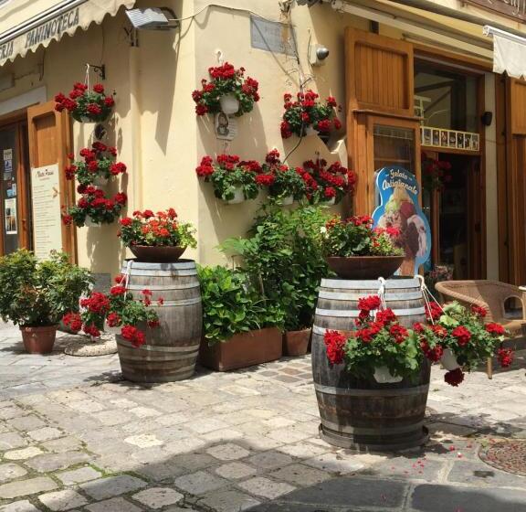 بنسيون La Stanza Dell Angolo