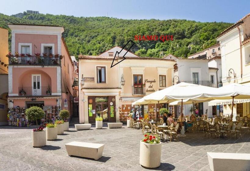 بنسيون La Stanza Dell Angolo