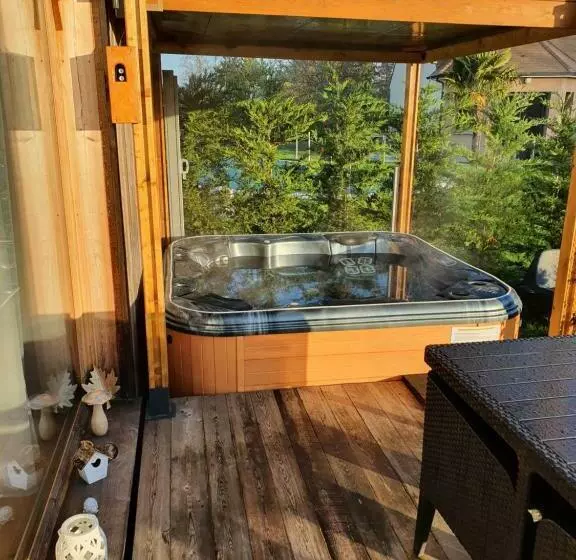 Majatalo Le Cottage Barbizonnais Avec Jacuzzi Privé à Partir De 10 Ans