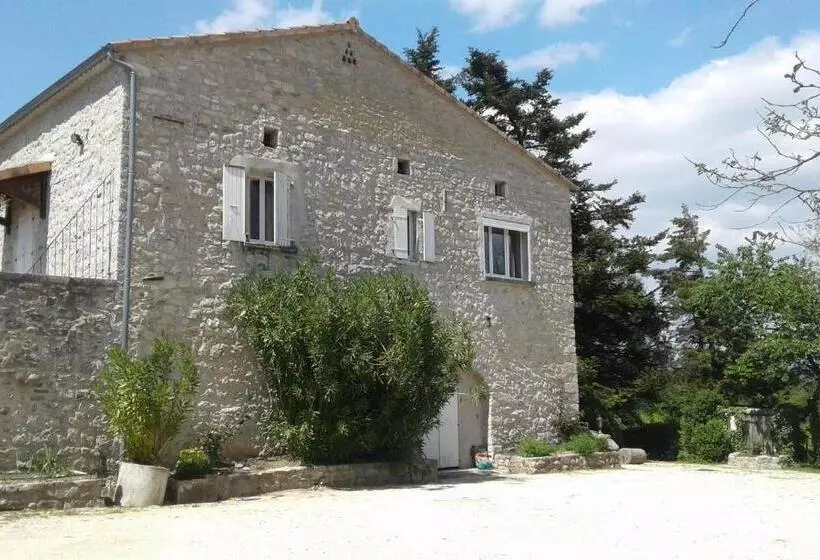 پانسیون Les Monteils