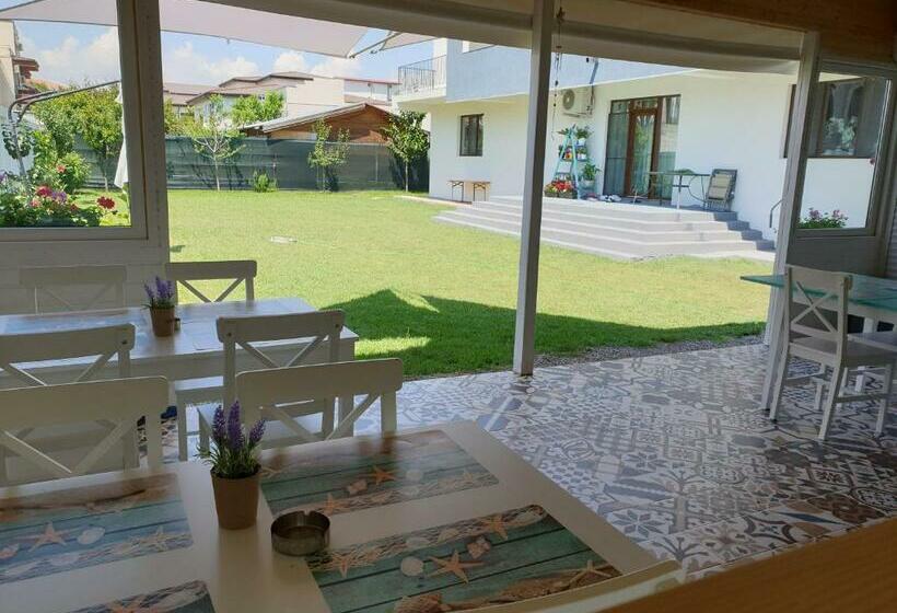 Pension Techirghiol Blue