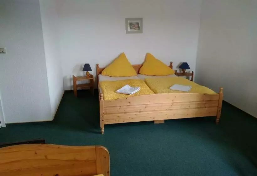 Pension Und Gasthof Zur Scheune