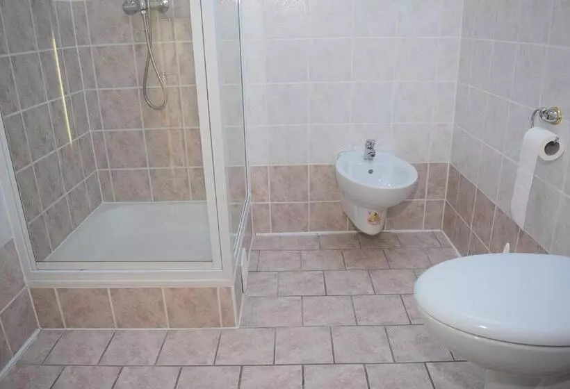 Aamiaismajoitus (B&B) Gästehaus Barese