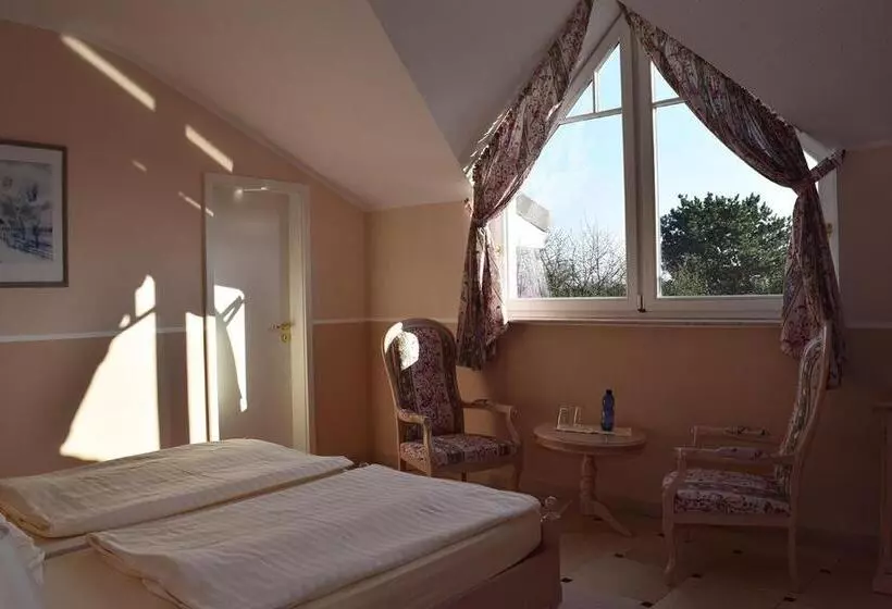 Aamiaismajoitus (B&B) Gästehaus Barese