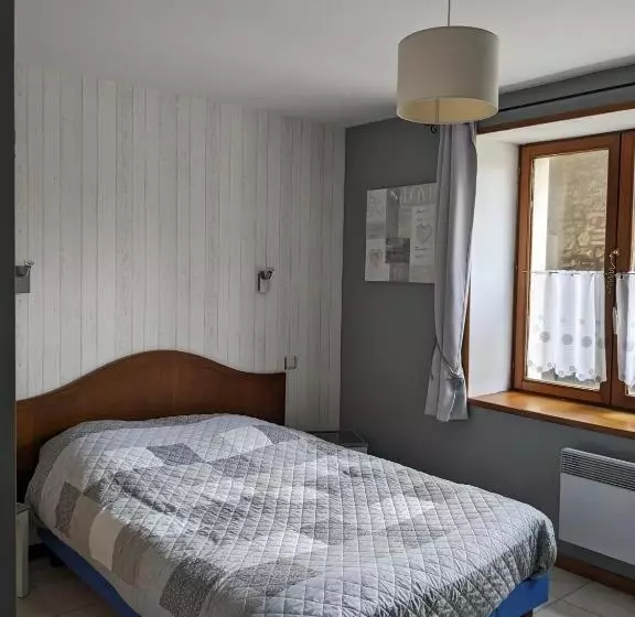 Aamiaismajoitus (B&B) La Ferme Du Guindal