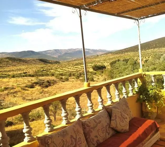 Aamiaismajoitus (B&B) Le Petit Jardin