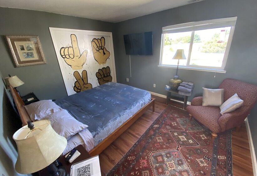 مبيت وإفطار My Big Art Project