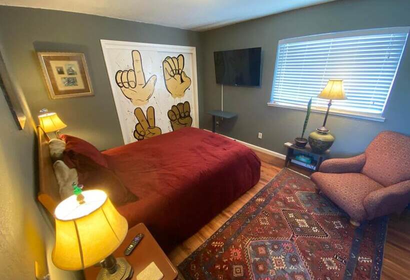 مبيت وإفطار My Big Art Project