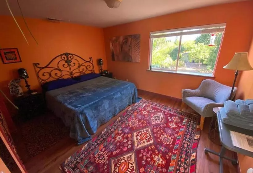 ベッドアンドブレックファースト My Big Art Project