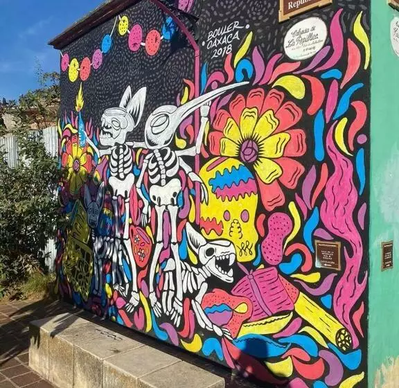 Los Nardos Hostel