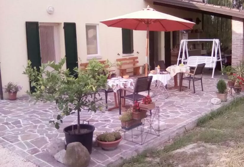 پانسیون Borgo Tarapino