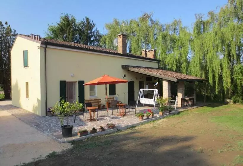 پانسیون Borgo Tarapino