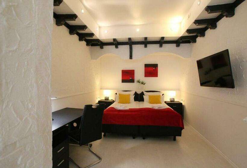 旅馆 Gästehaus Kronenstraße