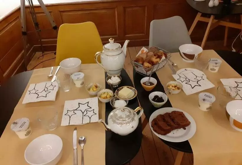 Aamiaismajoitus (B&B) La Tour Mandot