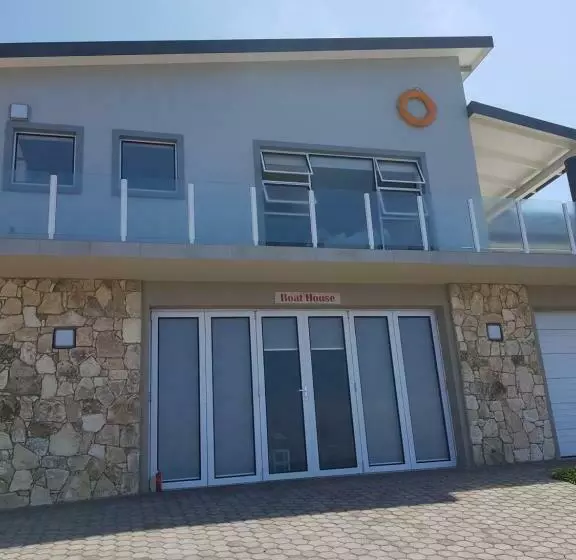 Majatalo The Boathouse